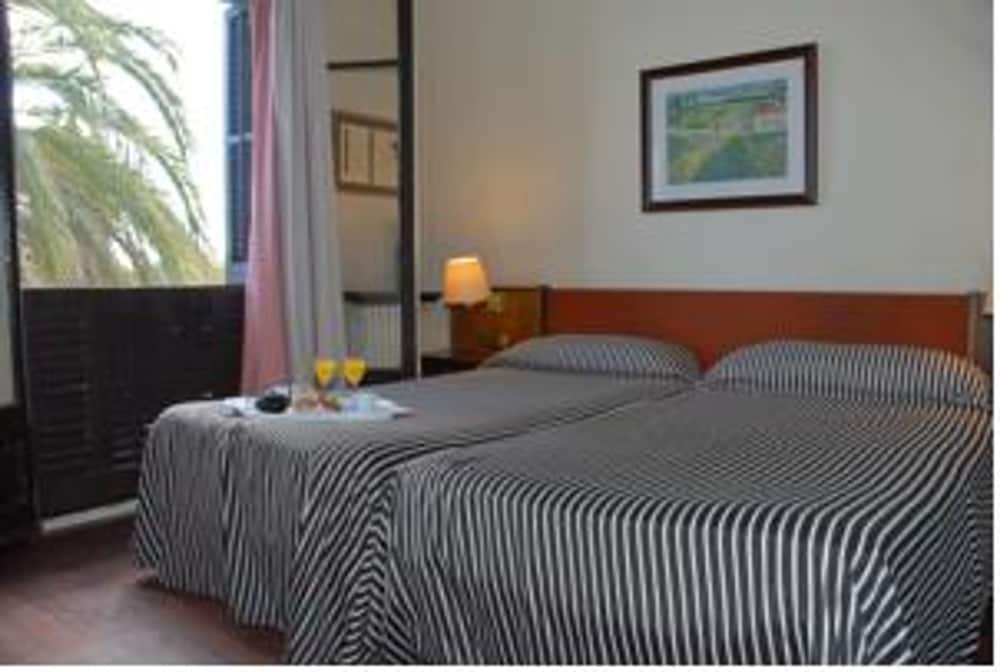 

Bologna - Sant Just Desvern - Hotel El Castell