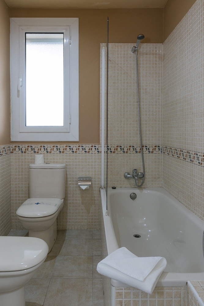 

Milano - Sant Just Desvern - Hotel El Castell