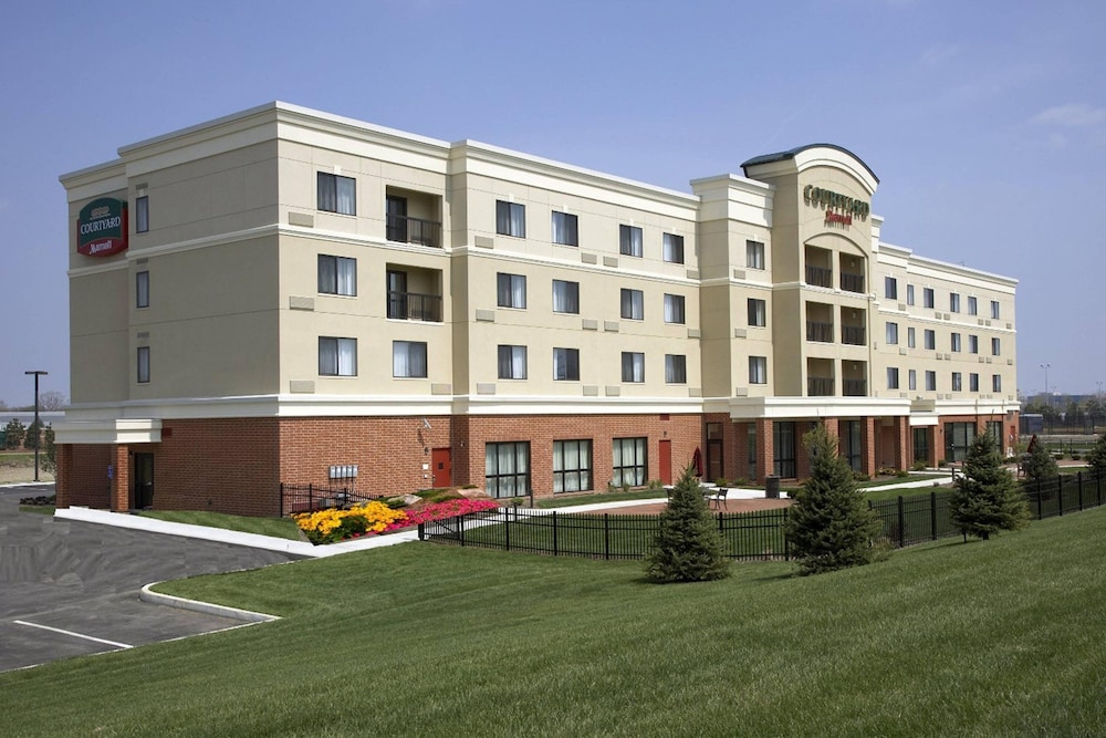 

Milano - Dayton (OH) - Courtyard Dayton-University of Dayton