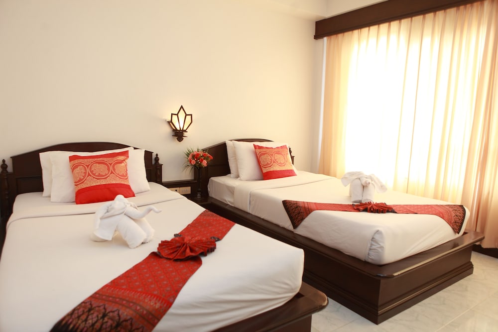 

Roma - Bangrak Beach - Koh Samui - Samui First House Hotel