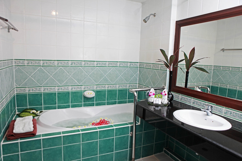 

Torino - Lamai Beach - Samui First House Hotel