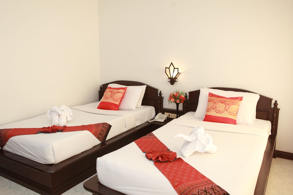 

Venezia - Bangrak Beach - Koh Samui - Samui First House Hotel