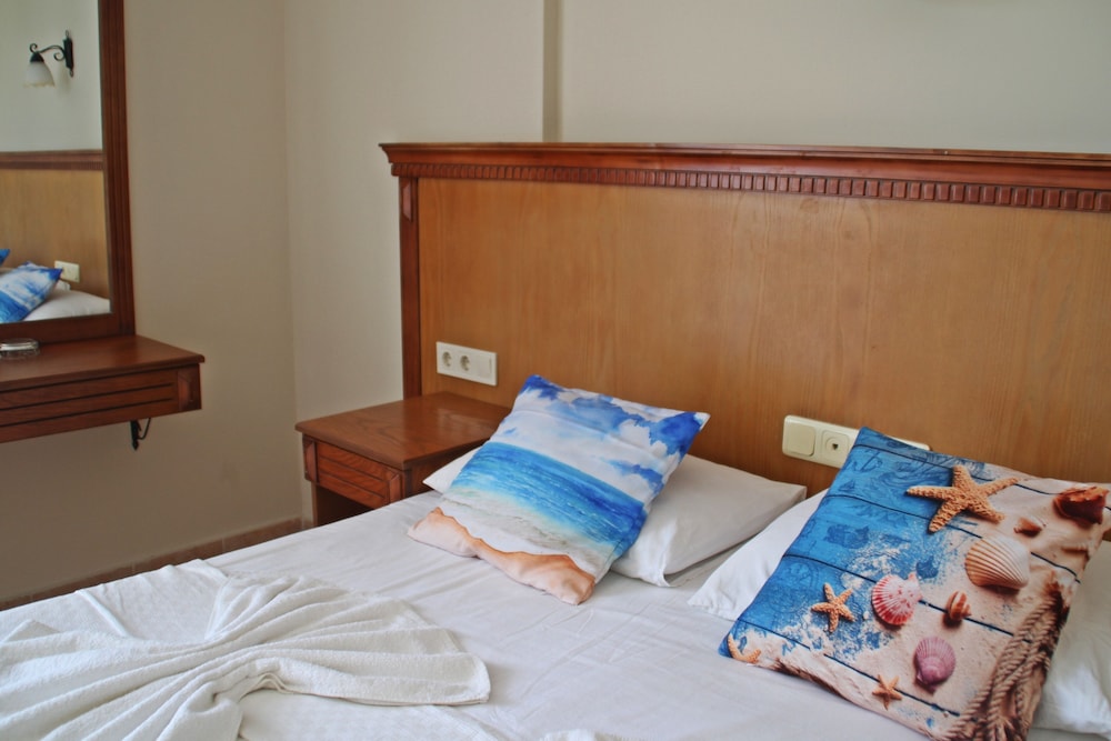 

Roma - Kusadasi - Rosy Suites Hotel