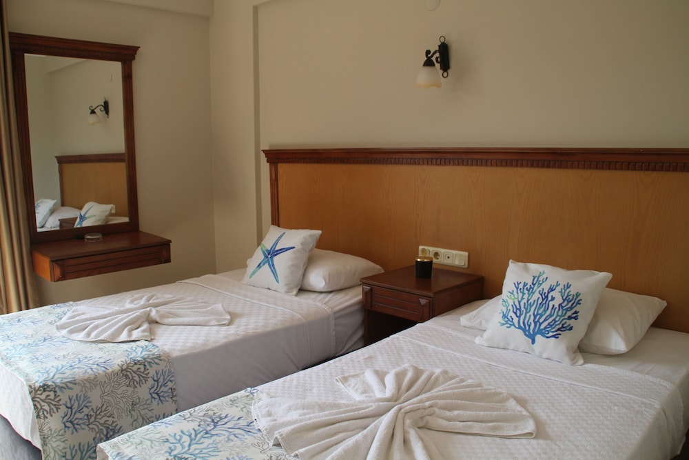 

Venezia - Kusadasi - Rosy Suites Hotel