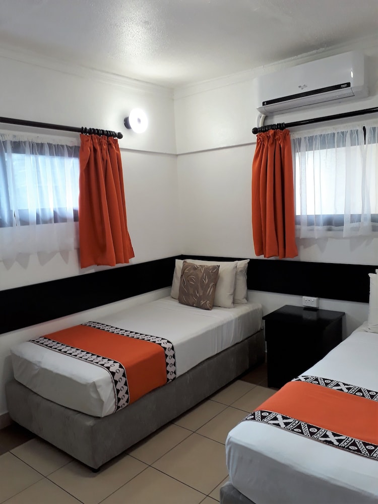 

Milano - Lami - Suva Motor Inn