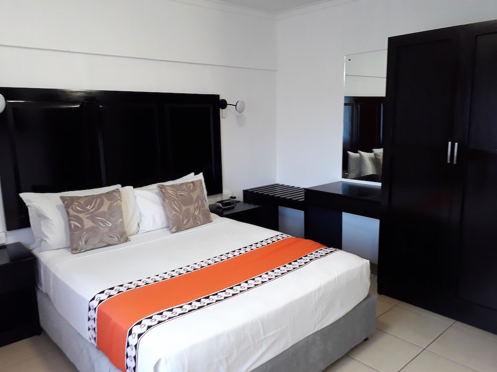 

Roma - Suva - Suva Motor Inn
