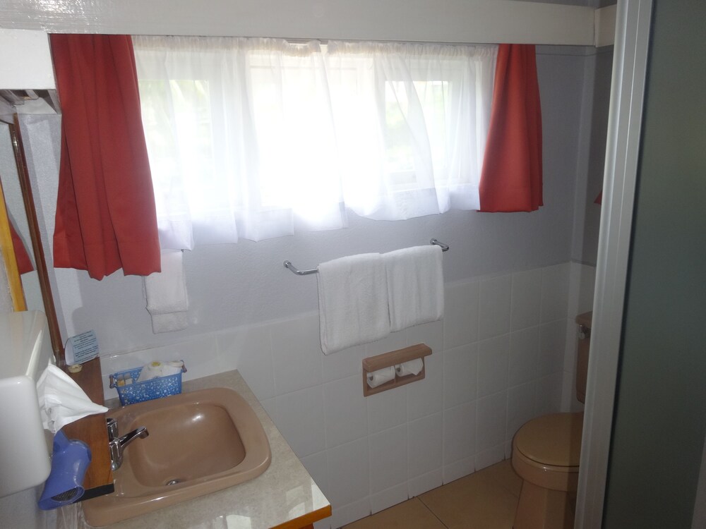 

Milano - Lami - Suva Motor Inn