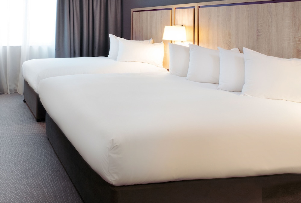 

Napoli - Watford - Leonardo Hotel London Watford