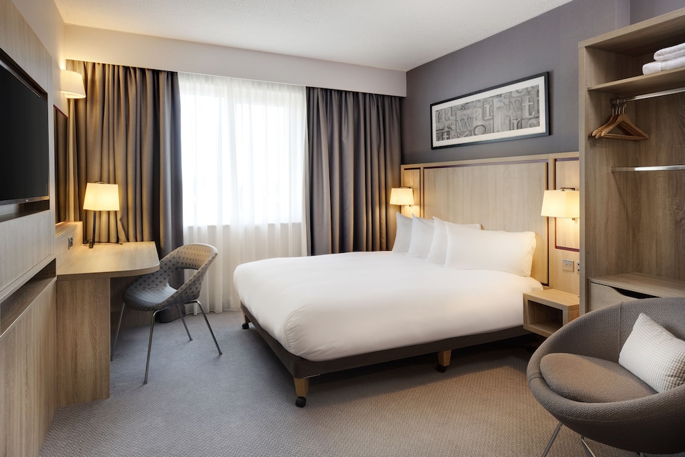 

Roma - Chandler's Cross - Leonardo Hotel London Watford