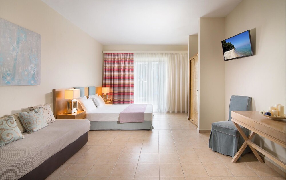 

Napoli - Kassandra-Hanioti - Alkion Hotel