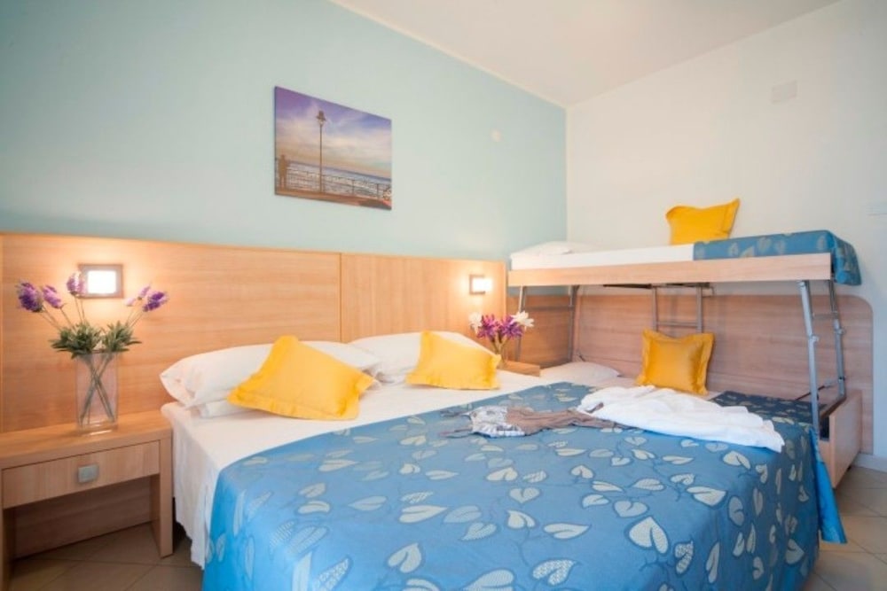 

Torino - Cattolica - Hotel Amalfi - Smart Hotel