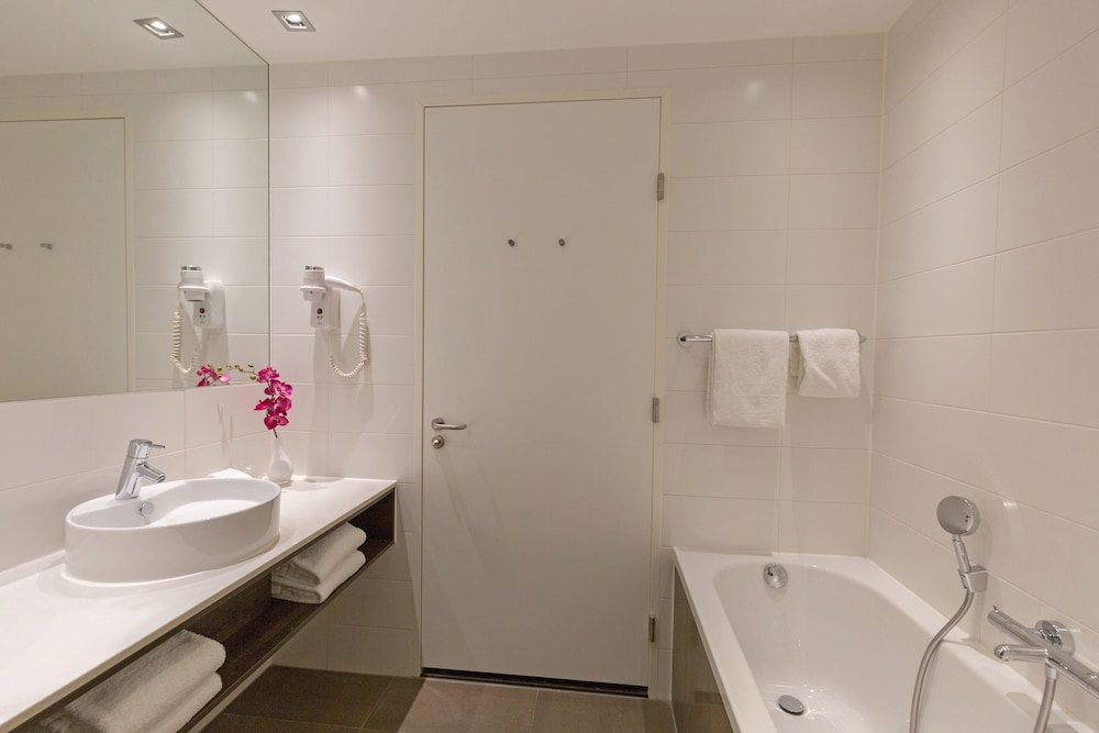 

Roma - L'Aia - Leonardo Royal Hotel Den Haag Promenade