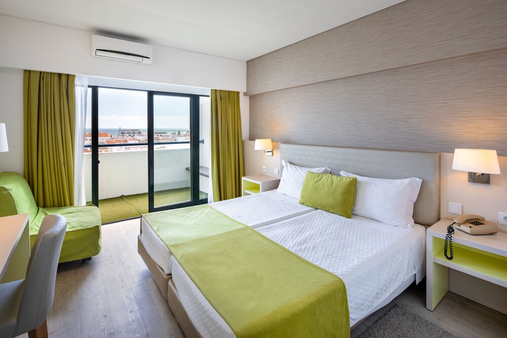 

Milano - Isla Canela - Hotel Navegadores