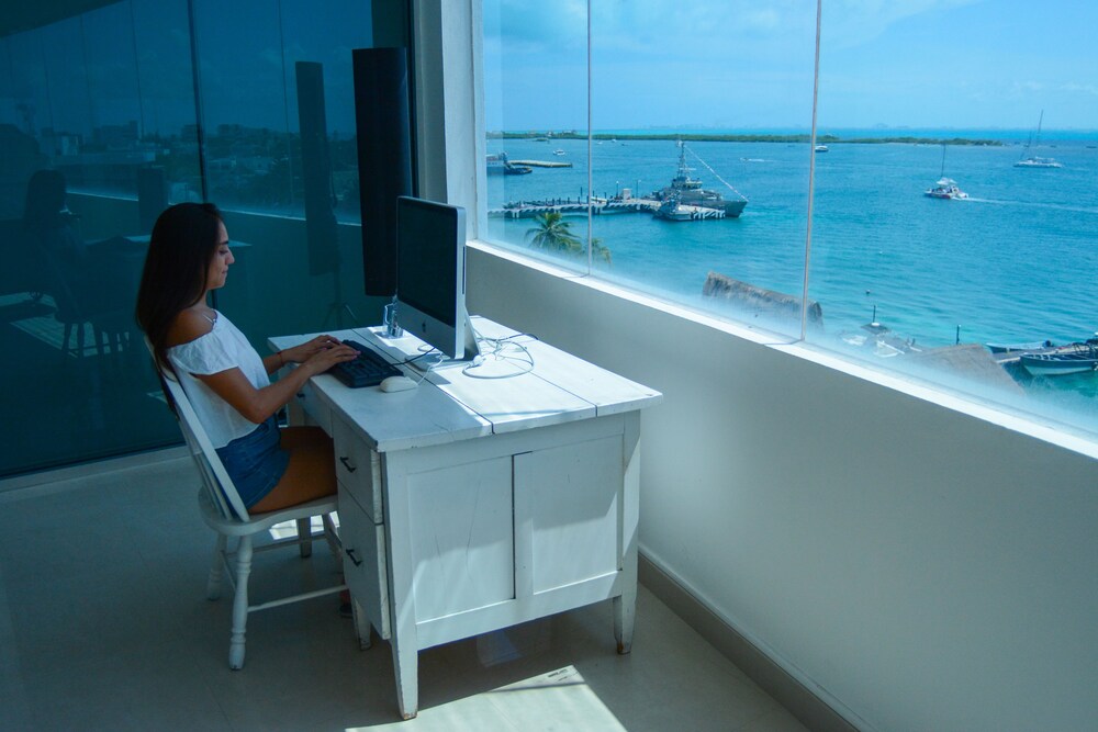 

Bologna - Isla Mujeres - Hotel Bahia Chac Chi