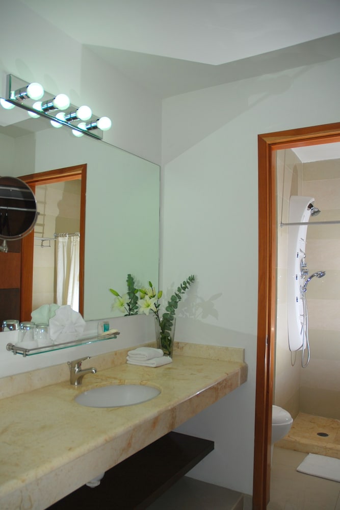 

Catania - Isla Mujeres - Hotel Bahia Chac Chi