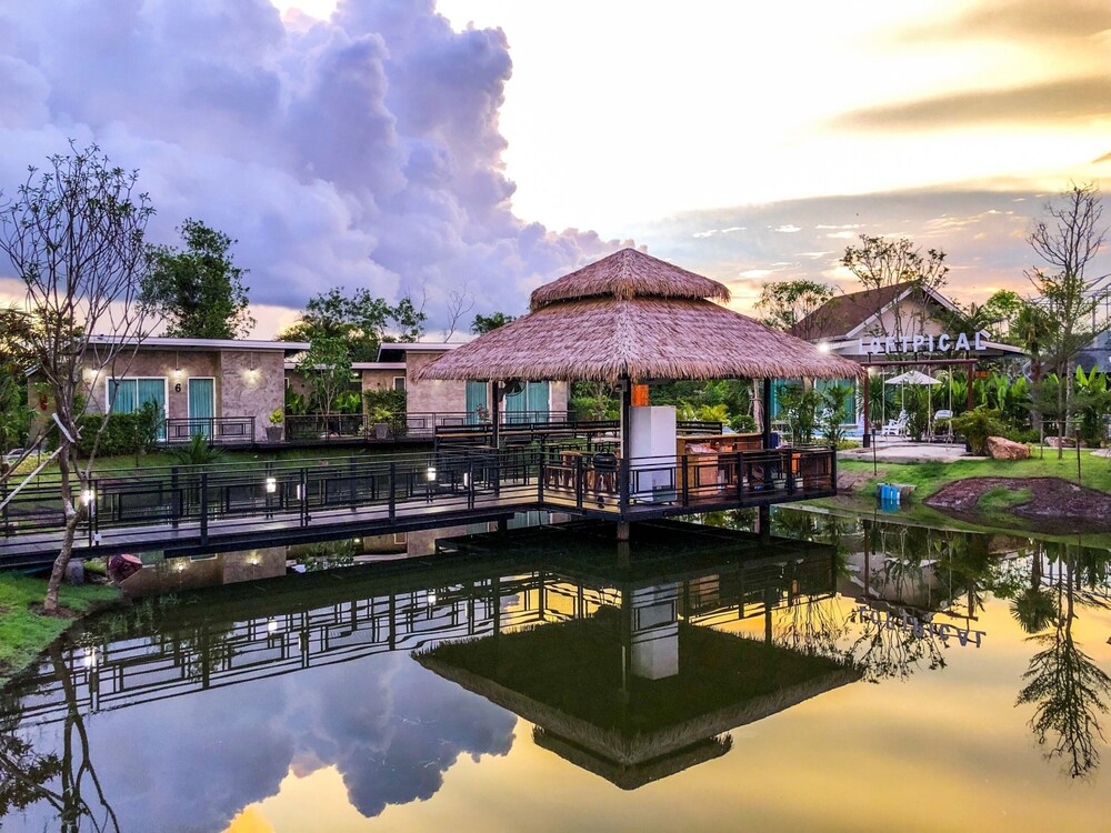 

Bari - Si Sunthon - Loftpical Resort