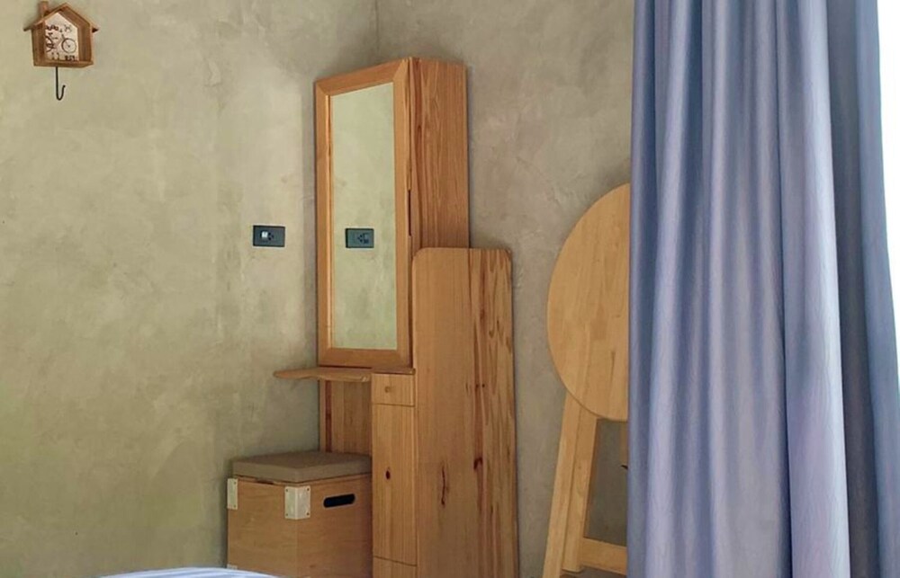 

Napoli - Si Sunthon - Loftpical Resort