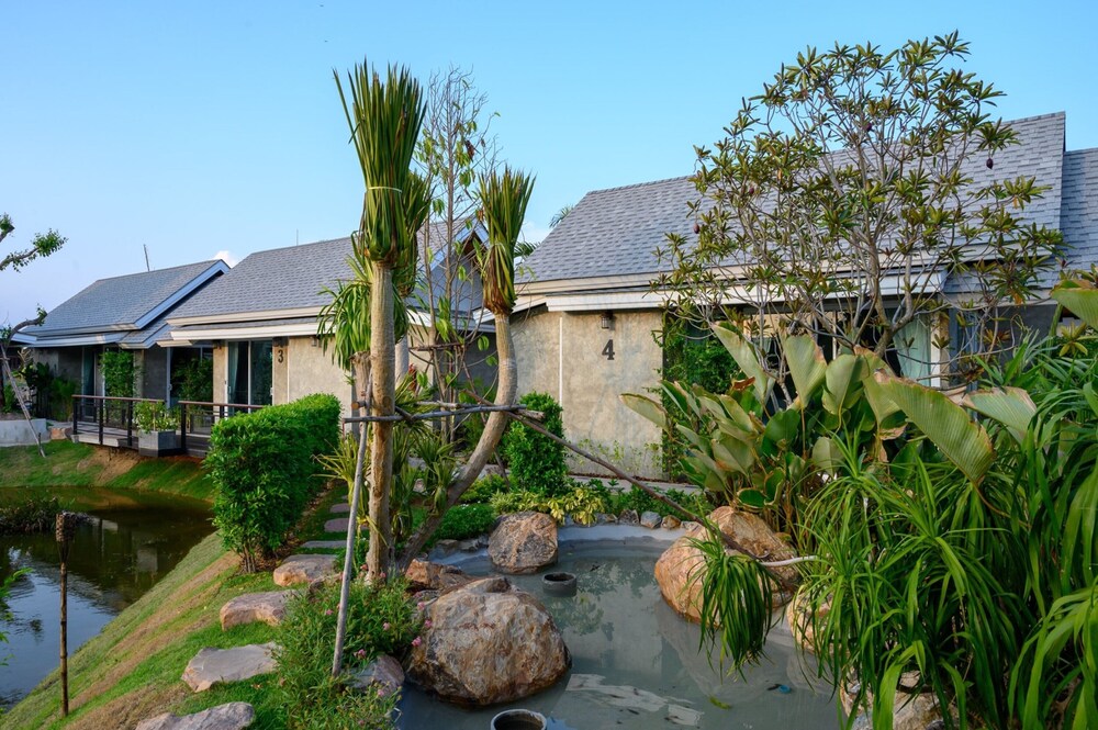 

Milano - Ko Kaeo - Loftpical Resort