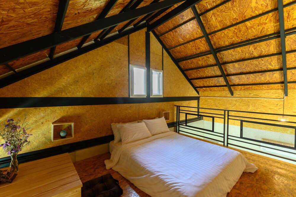 

Bari - Si Sunthon - Loftpical Resort