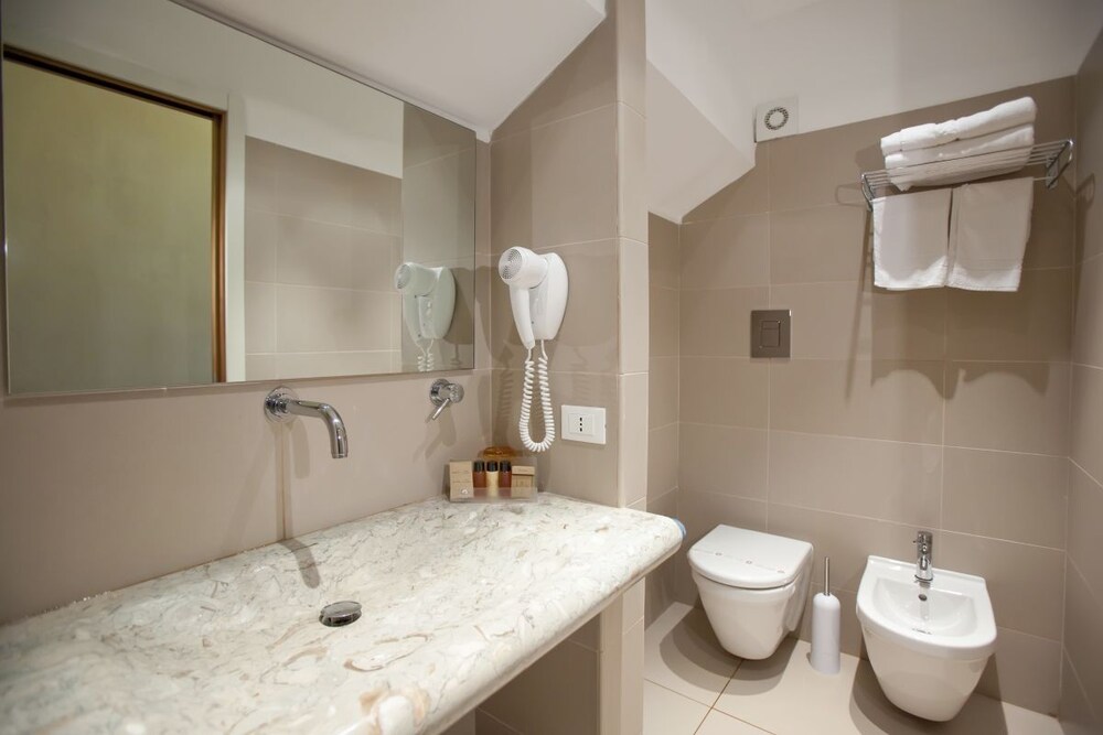 

Milano - Erice - Residence La Gancia