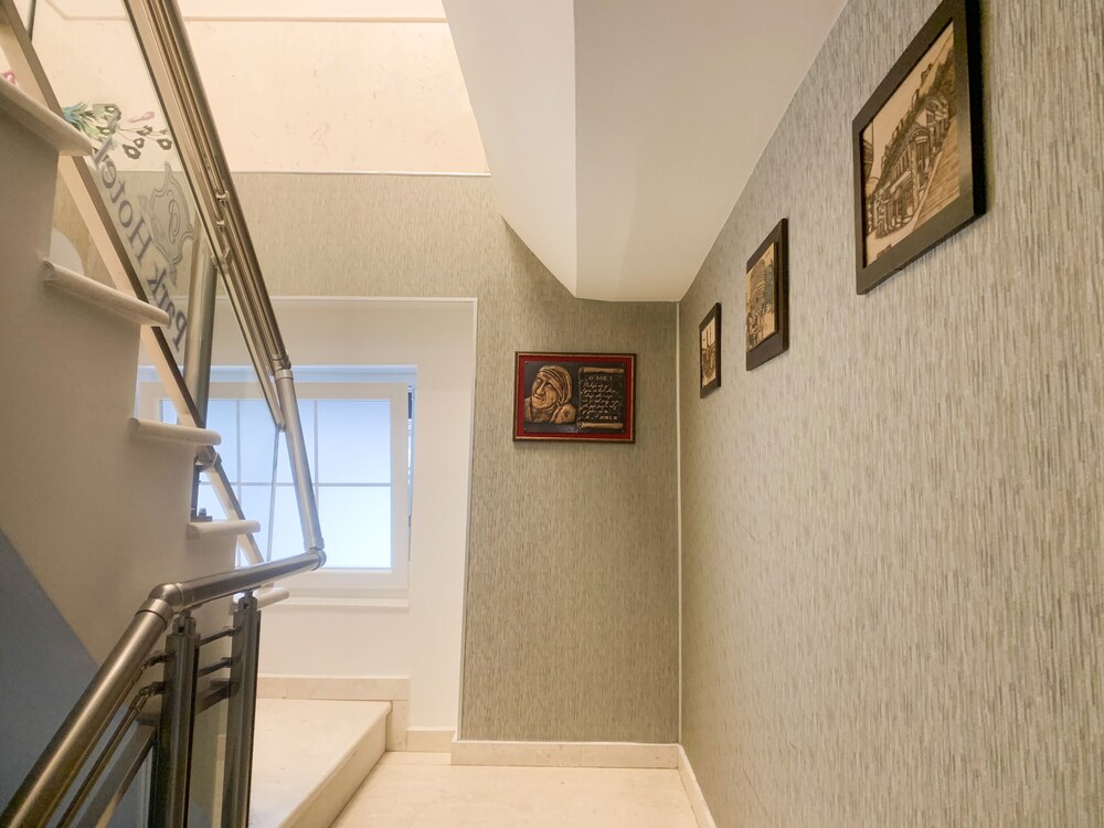 

Roma - Tirana - Park Hotel