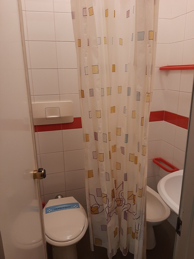 

Brindisi - Riviera Romagnola, Mare Italia - Hotel Niagara Rimini