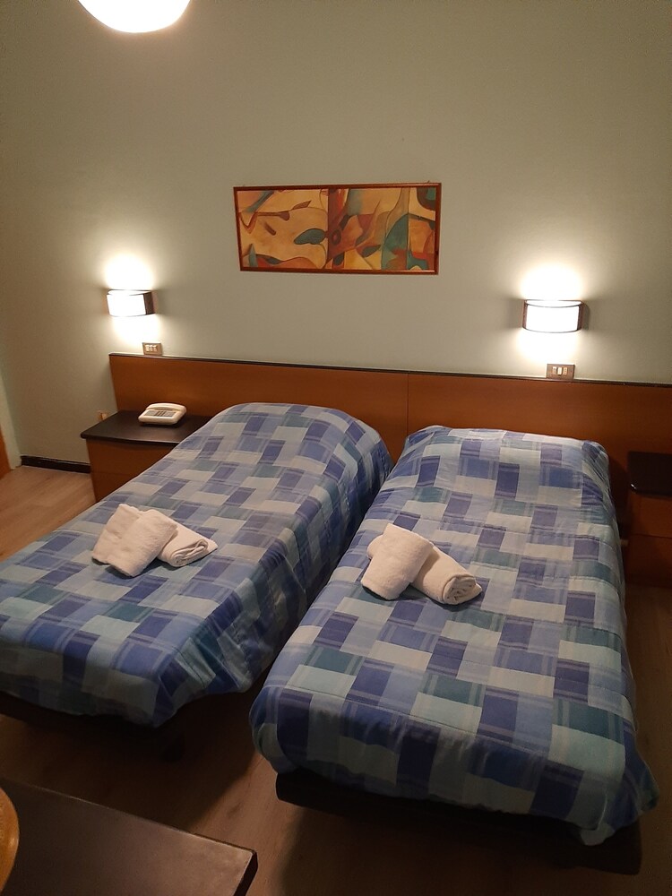 

Milano - Rimini - Hotel Niagara Rimini
