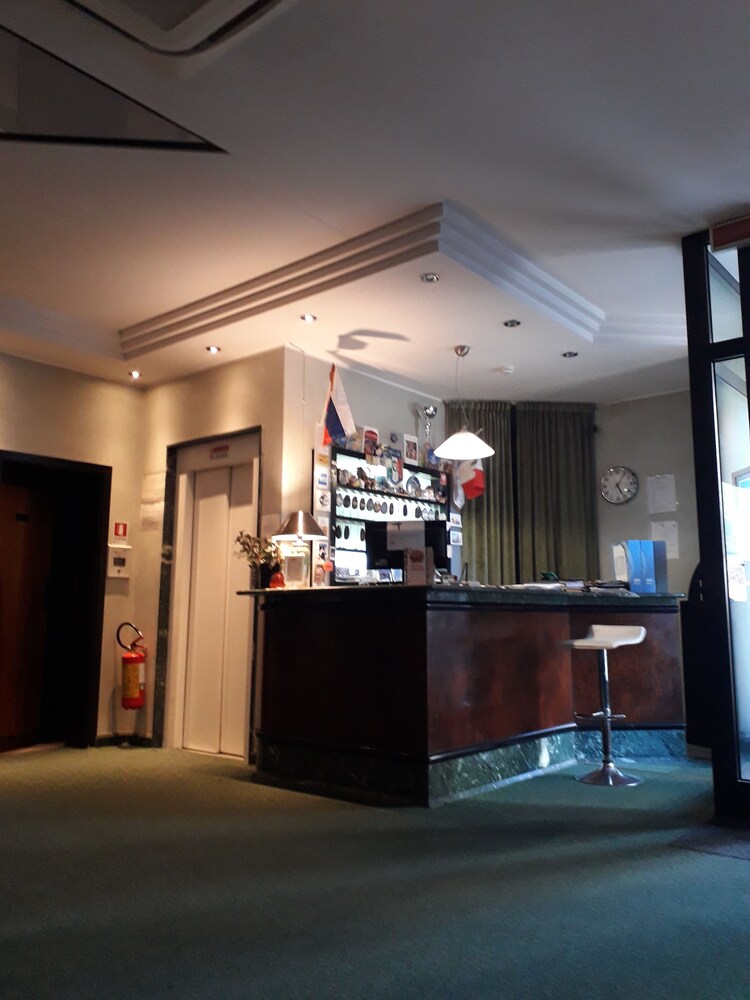 

Catania - Rimini - Hotel Niagara Rimini