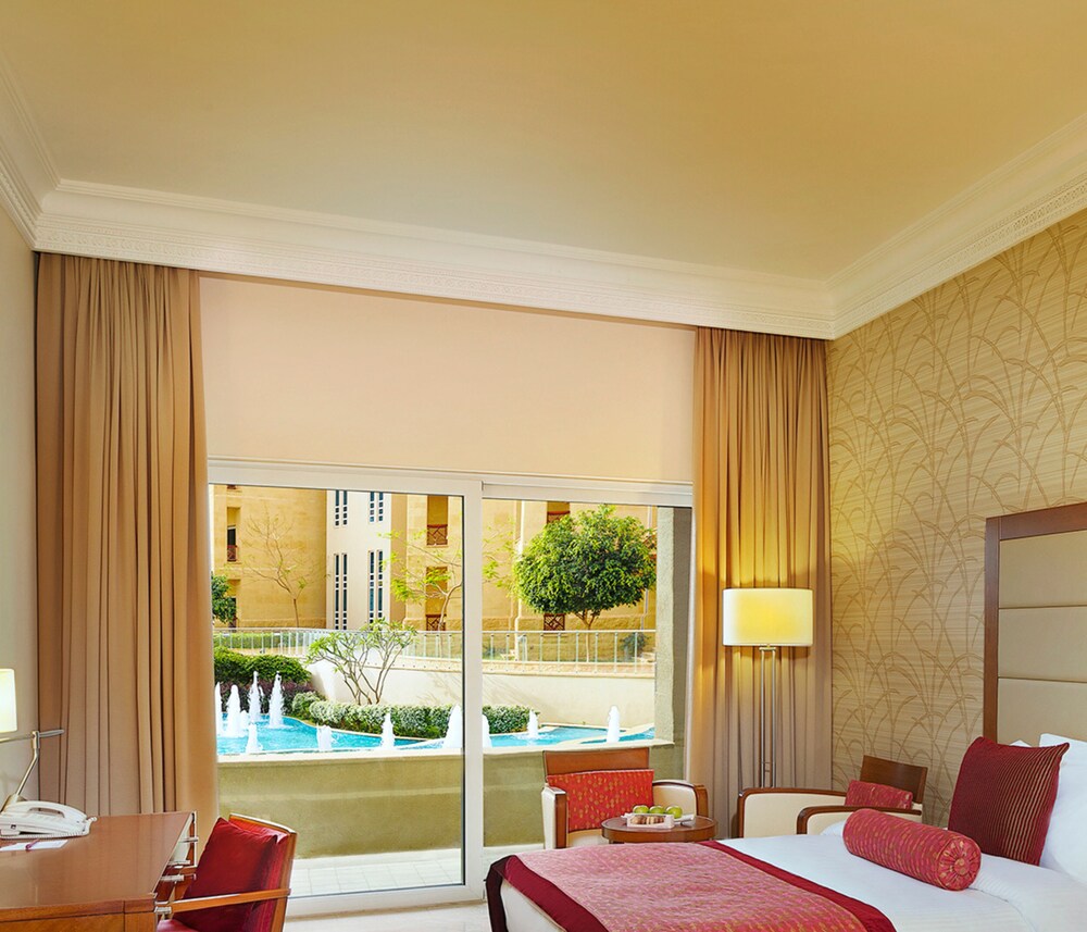 

Roma - Sowayma - Crowne Plaza Jordan - Dead Sea Resort & Spa