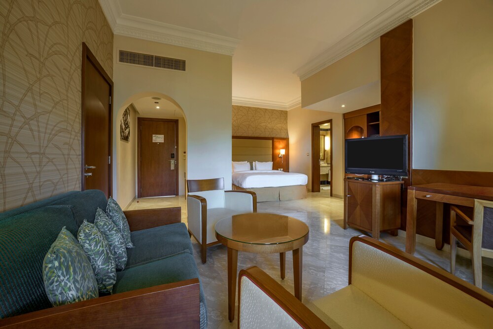

Milano - Sowayma - Crowne Plaza Jordan - Dead Sea Resort & Spa