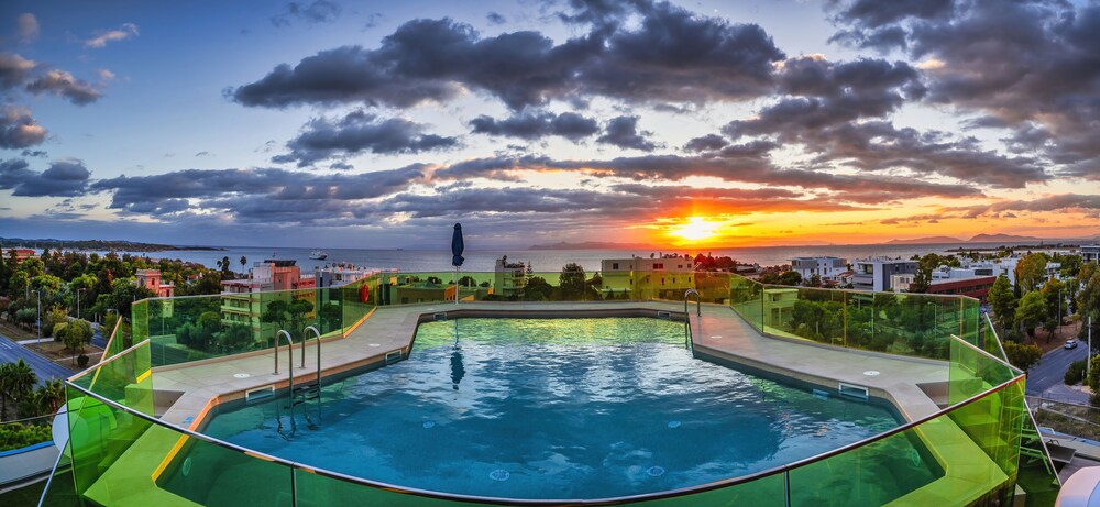 

Napoli - Glyfada (Attica) - Emmantina Hotel