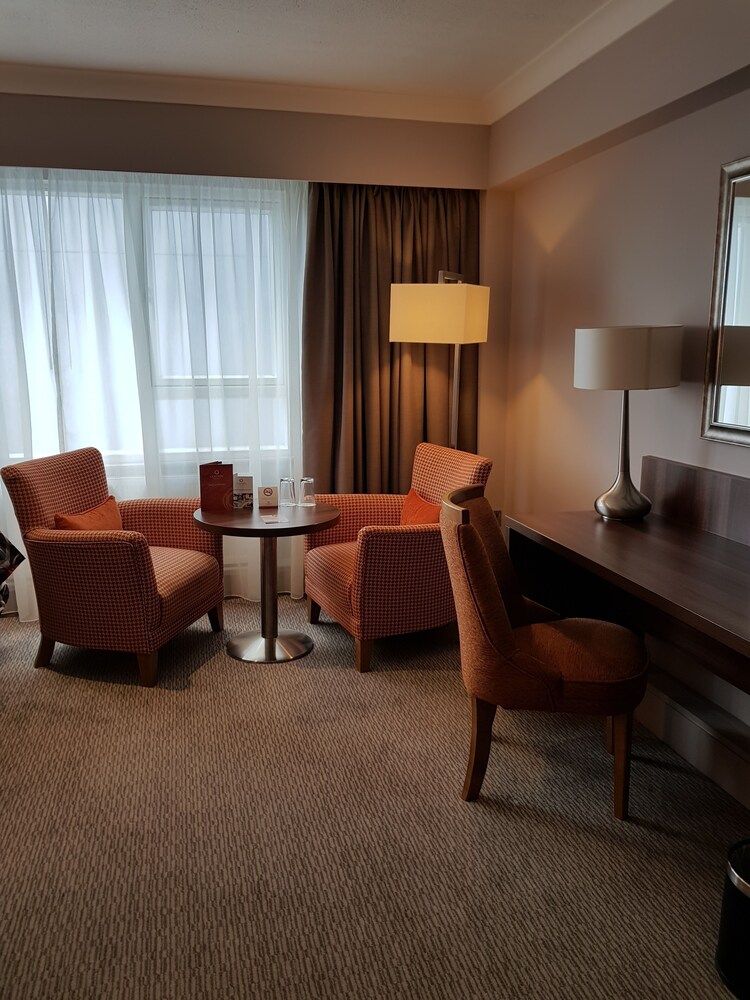 

Napoli - Cork - Clayton Hotel Silver Springs