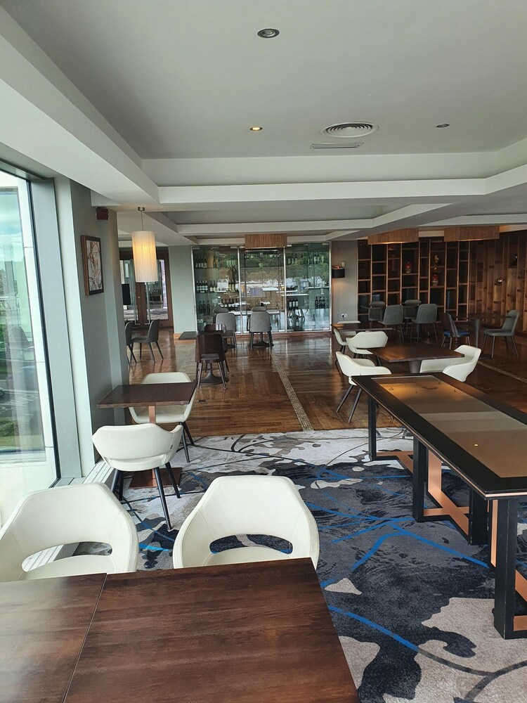

Milano - Cork - Clayton Hotel Silver Springs