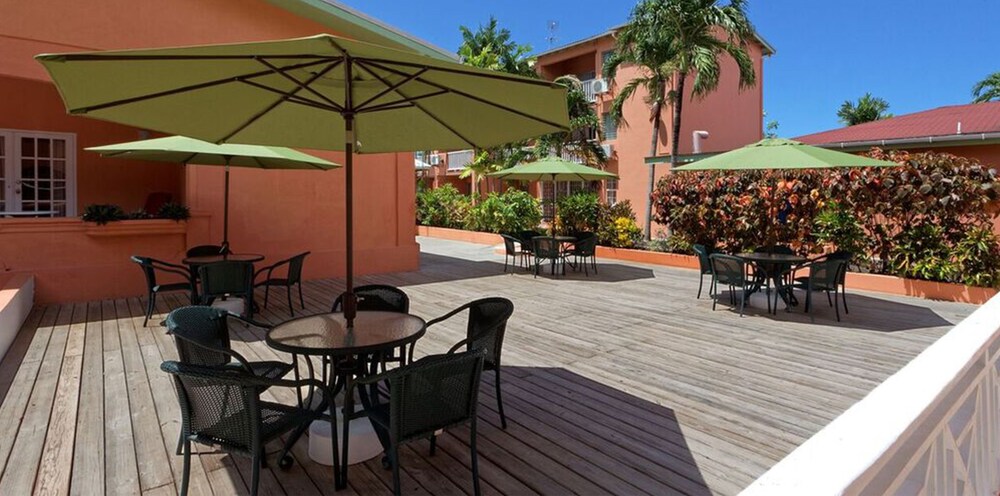 

Bologna - Barbados-Christchurch - Worthing Court Apartment Hotel