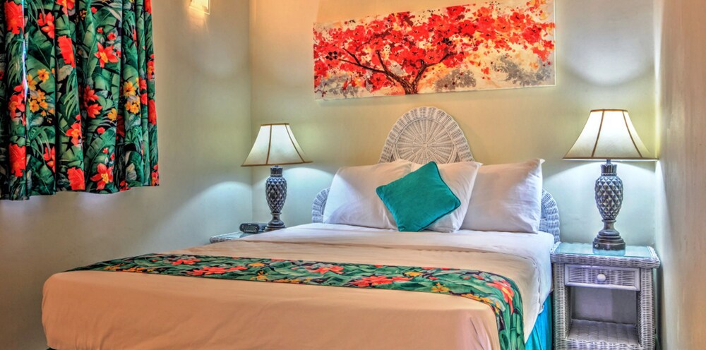

Milano - Christ Church - Worthing Court Apartment Hotel