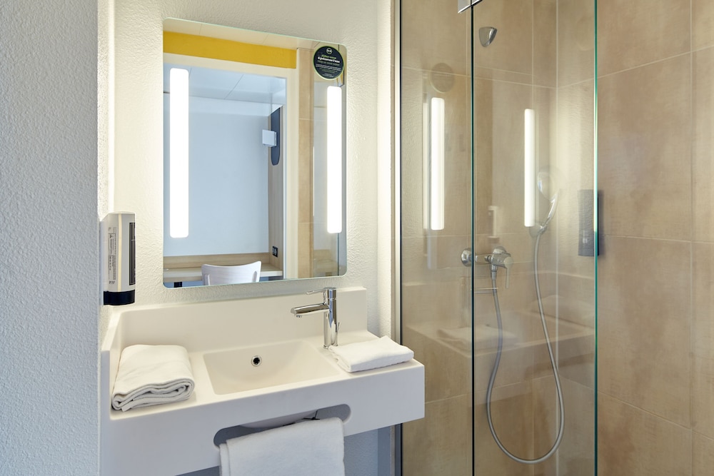 

Roma - Roissy-en-France - B&B HOTEL Paris Nord Gonesse Parc des Expos