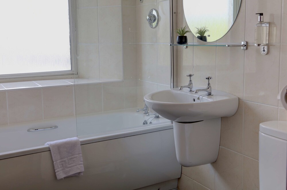 

Catania - Dundee - Best Western Queens Hotel