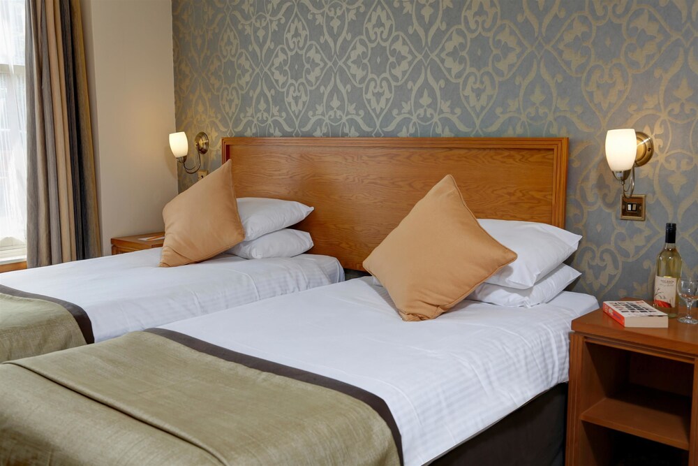 

Bari - Dundee - Best Western Queens Hotel