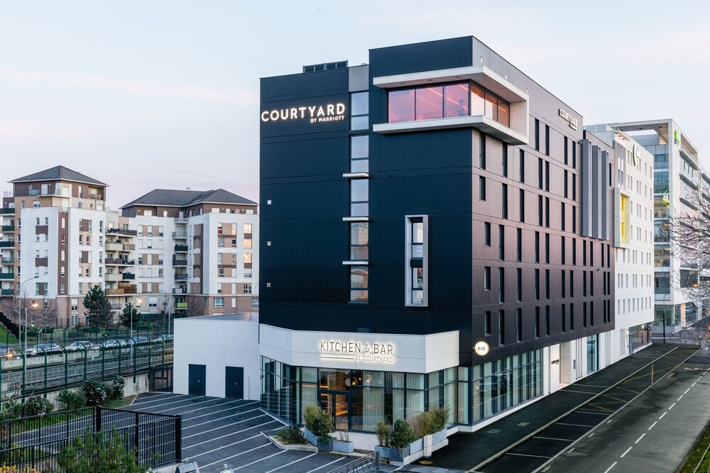 

Roma - Villeneuve-Saint-Georges - Courtyard by Marriott Paris Creteil