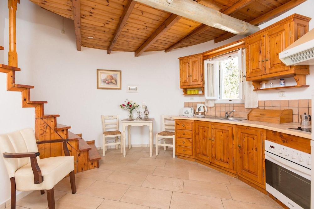 

Napoli - Paxos - Villa Windmill Large Private Pool Sea Views A C Wifi - 2463