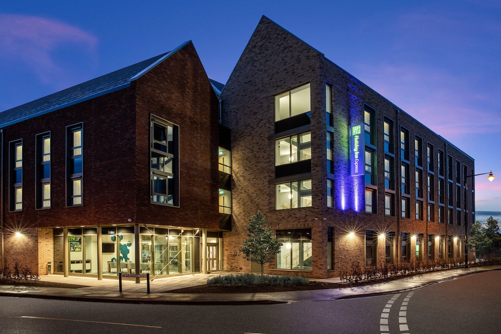 

Milano - Cambridge, Cambridgeshire - Holiday Inn Express Cambridge West - Cambourne