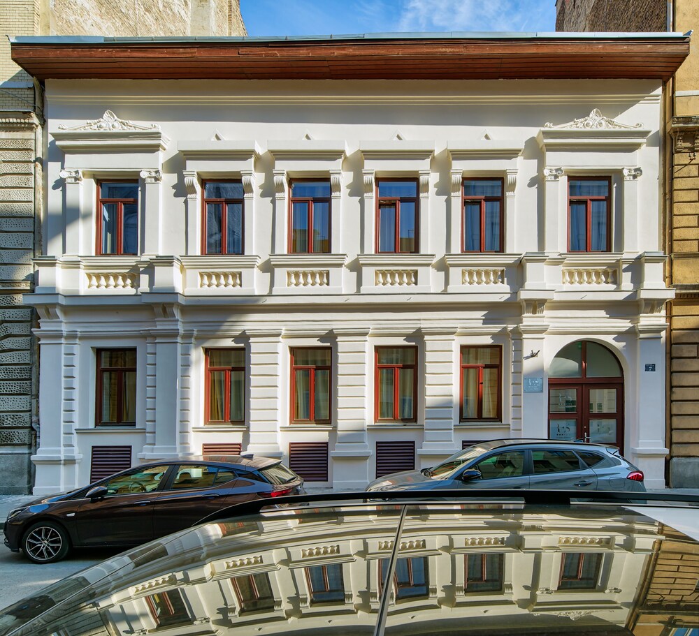 

Pisa - Budapest - RES City Residence Hotel Budapest