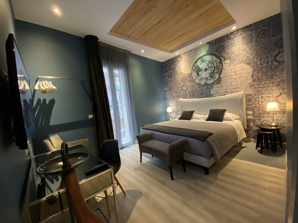 

Napoli - Foggia - Residenze Romano Ristorante & SPA albergo diffuso - WHITE