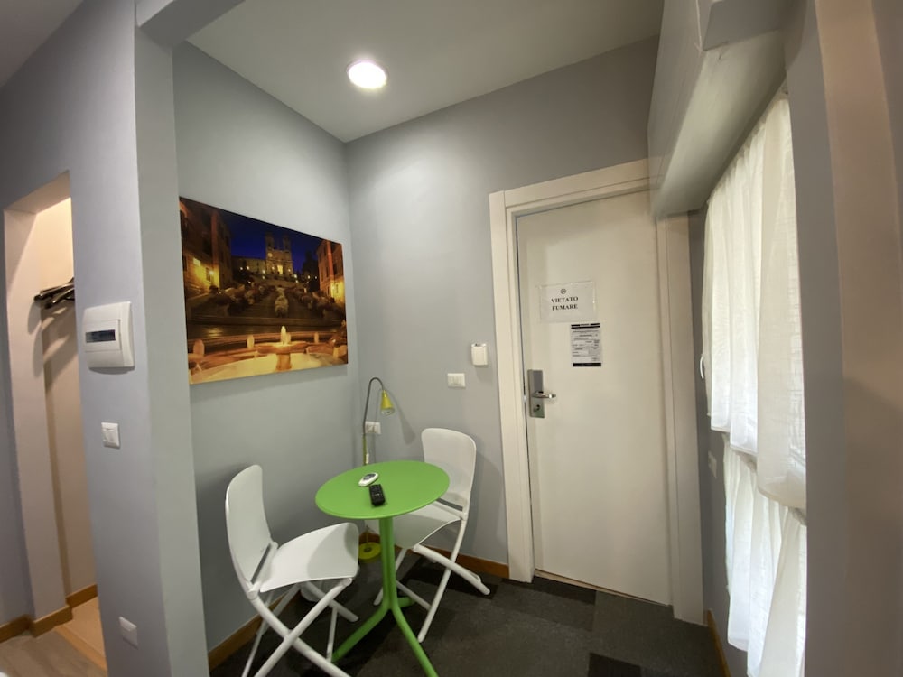 

Roma - Foggia - Residenze Romano Ristorante & SPA albergo diffuso - WHITE