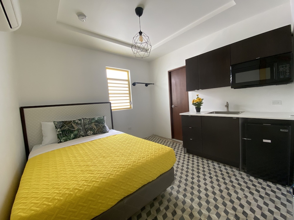 

Napoli - San Juan - Hotel Nest