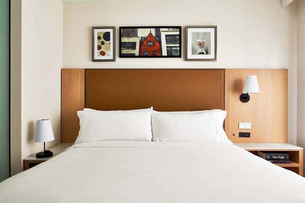 

Catania - Brooklyn (NY) - Hotel Indigo NYC Financial District