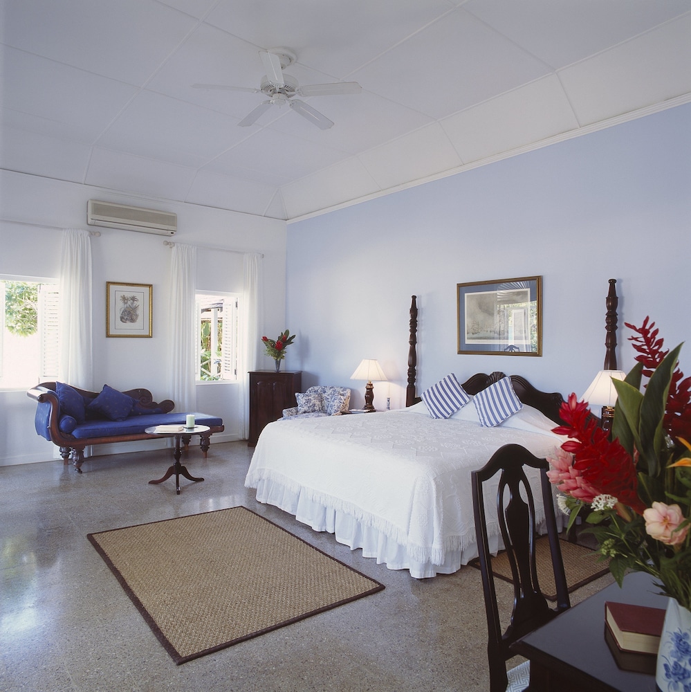 

Milano - Tower Isle - Jamaican Inn