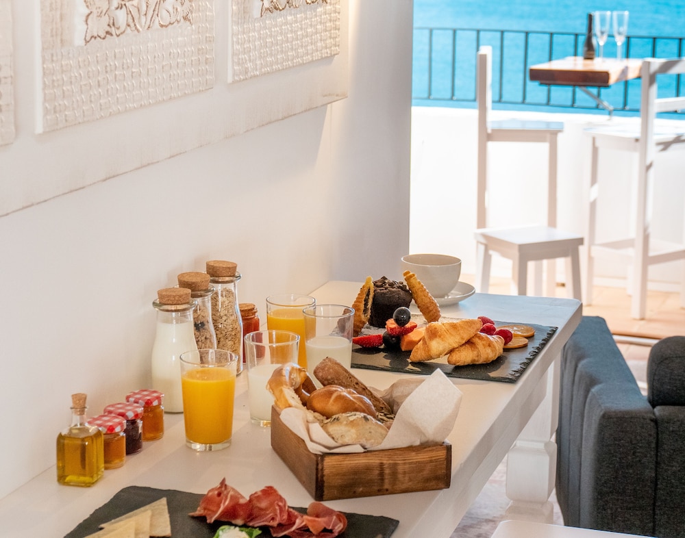 

Bari - Altea - Porta Nova Suites Altea - Adults Only
