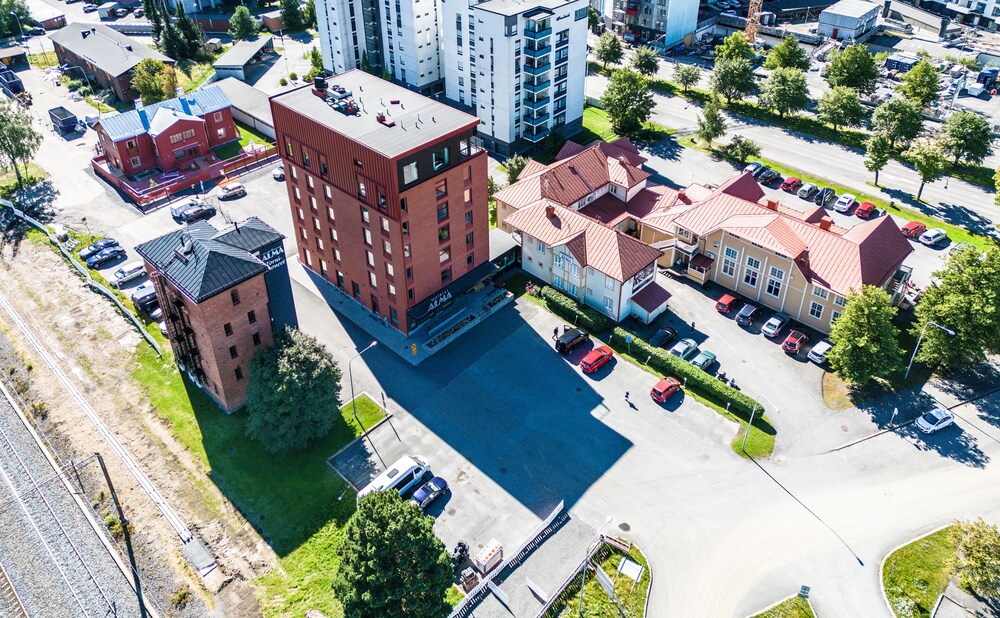 

Milano - Seinäjoki - Hotelli-Ravintola Alma