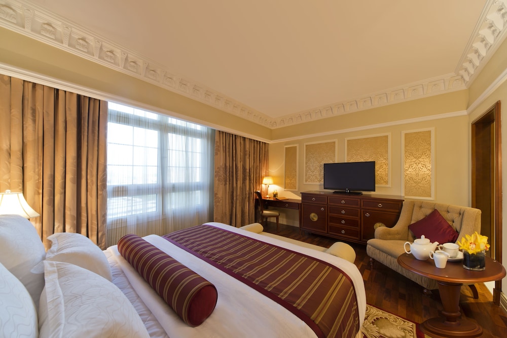 

Venezia - Doha - Warwick Doha